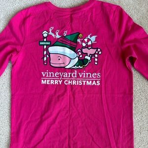 Brand new never been worn vineyard vines teen Large Christmas elf whale shirt